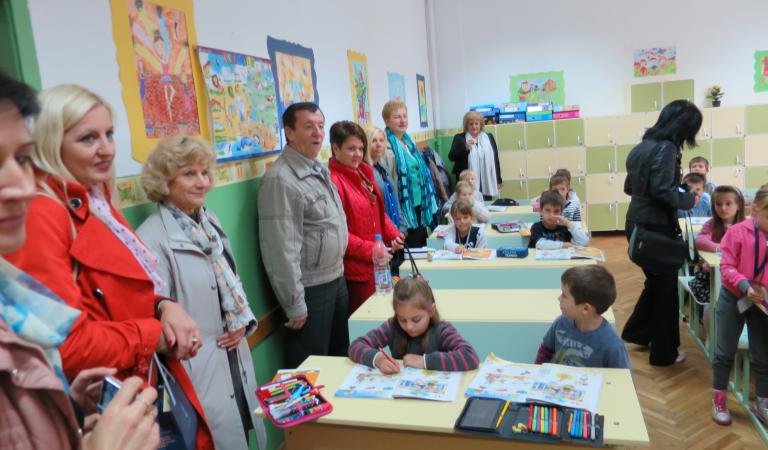 снимка от проект 2013/2015 Коменски Регионални партньорства: „Физически активни деца – здрави граждани“