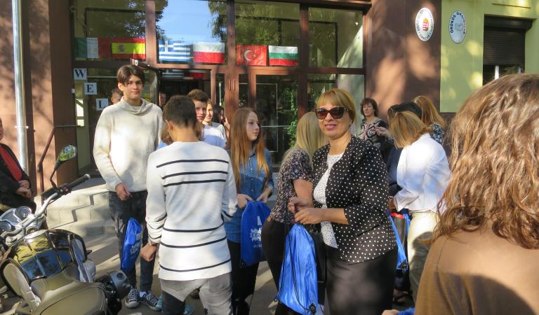снимка от проект 2013/2015 Коменски Многостранни училищни партньорства: „Colour My World“